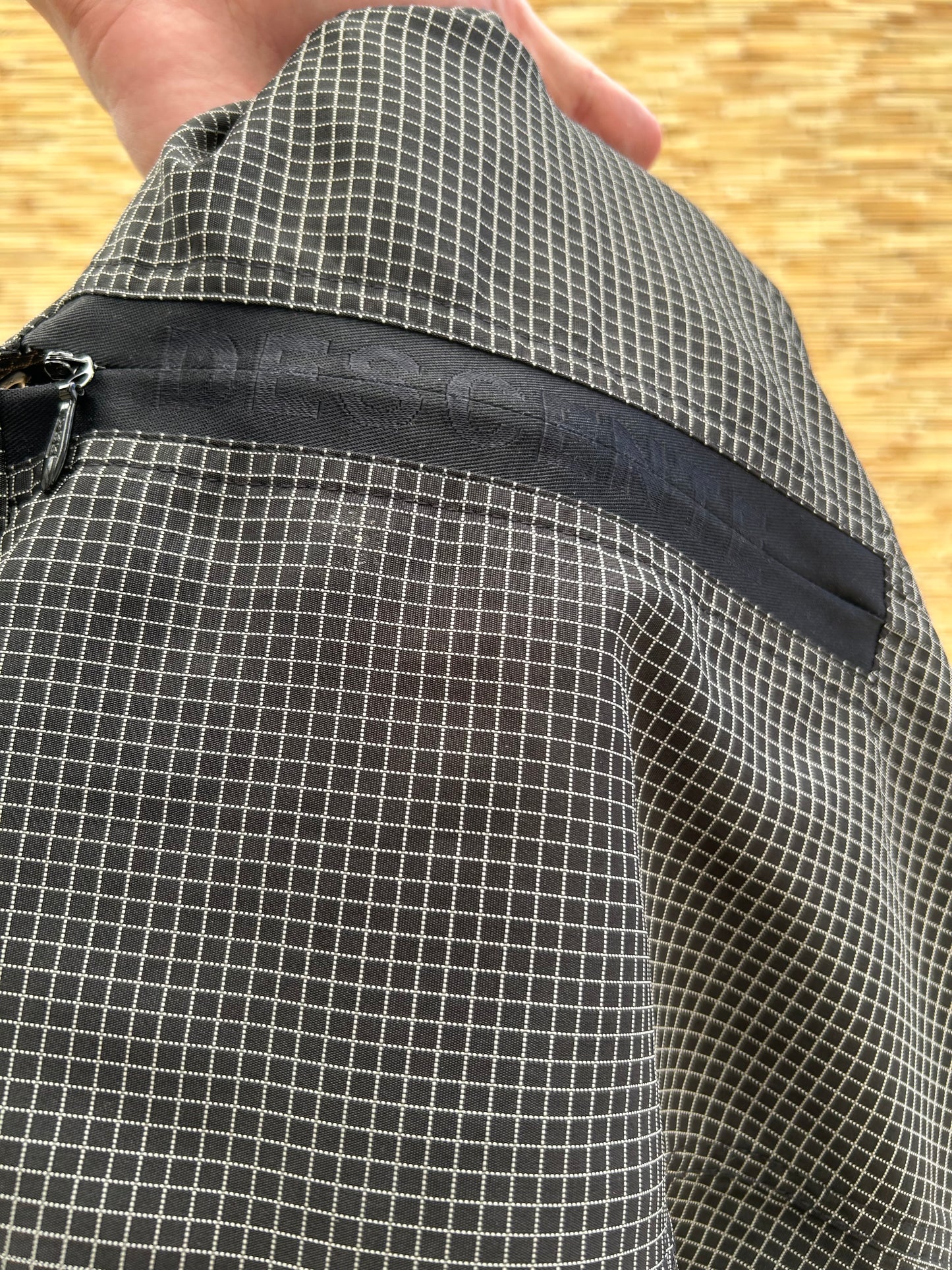 2000s Black Removable-sleeve Shirt | Descente US Men's L