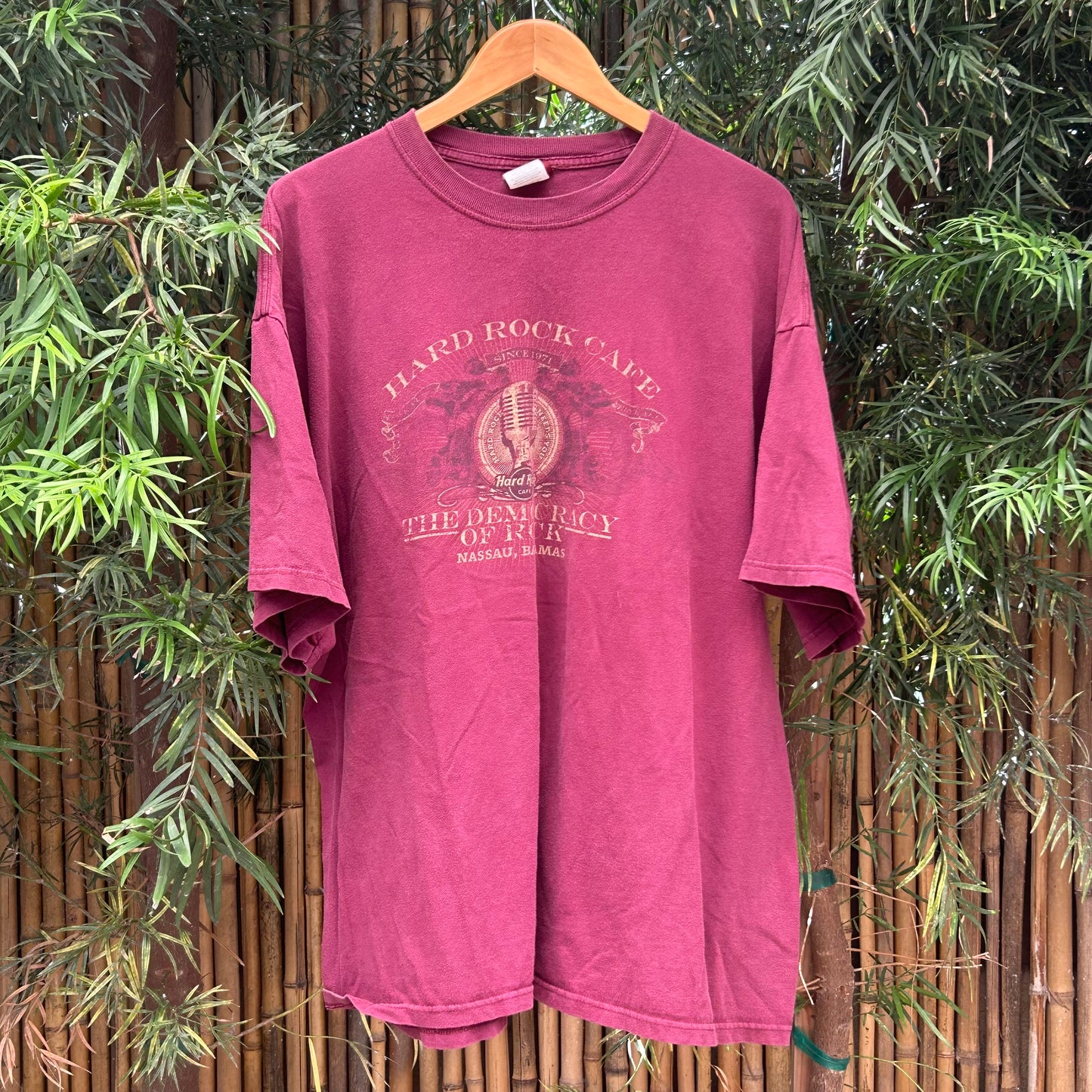 1990s Hard Rock Cafe Bahamas Tee | US Men’s XL