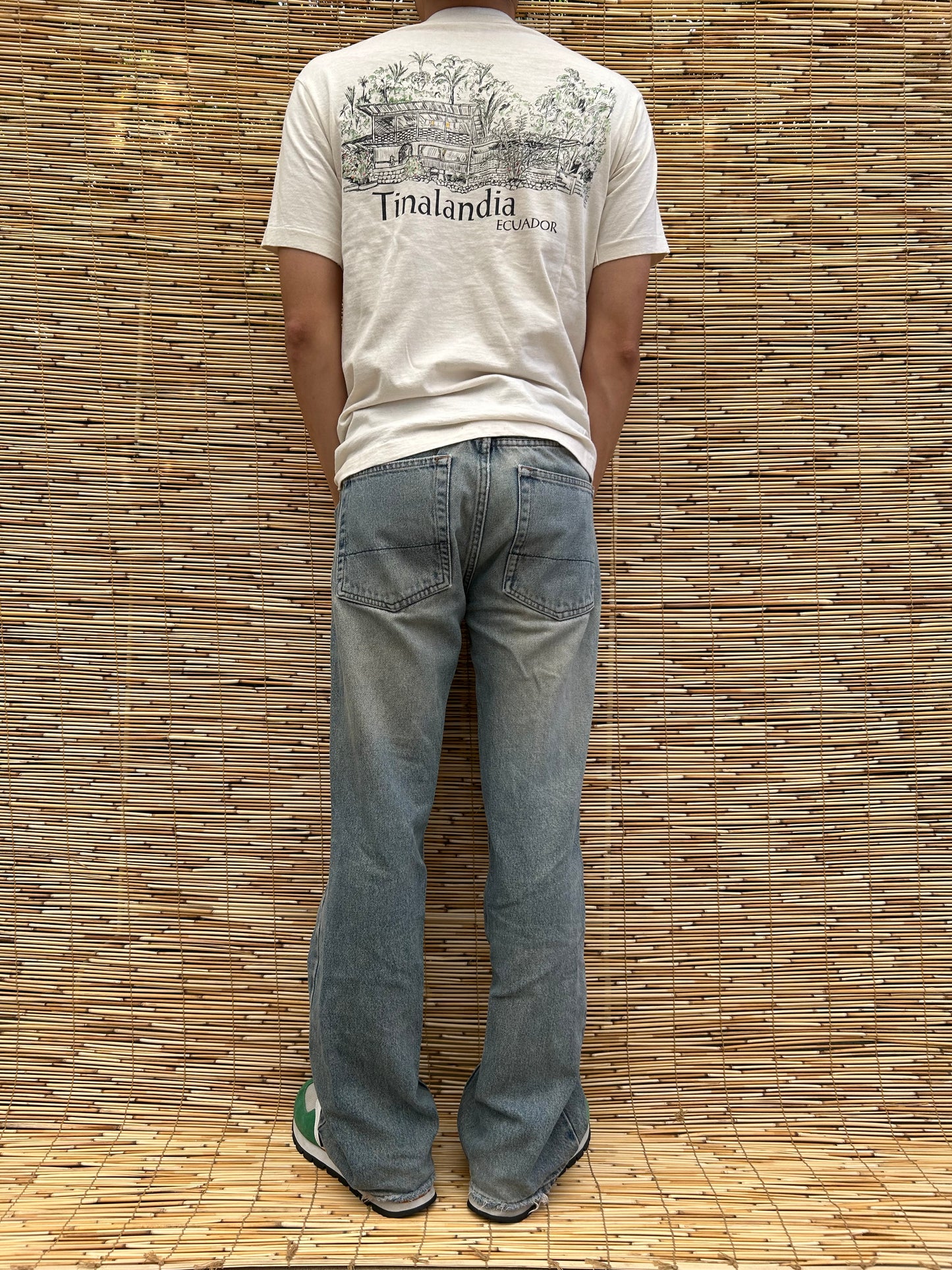 1980s Tinlandia Ecuador Tee | Fruit of the Loom US Men's M